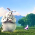Voir tous leurs films sur leur chaîne Youtube : https://www.youtube.com/playlist?list=PL6B3937A5D230E335
– Big Buck Bunny –
« Dans un monde coloré, tout va pour le mieux : un gros lapin se réveille et sort de sa tanière. Il respire à pleins poumons les essences du printemps et admire les papillons. Seulement, c’est sans compter laméchanceté de trois rongeurs [...]