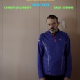 Michel est DRH à STOREBEC. À 56 ans, dans sa tête c’est le bordel. STOREBEC vient de fermer le site dans lequel travaillait Michel. Dans la tête à Michel, c’est le bordel, ça culpabilise. Michel va faire un footing pour se vider la tête. Bien dans son corps, bien dans sa tête. La tête à [...]