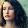 « Cette histoire de petite folie est une fictions; et pourtant, elles n’a pas été inventées. Leur matière est puisée dans une expérience familière. 
Tous les jours, nous perdons la tête à cause d’un peu de température, d’une rage de dents, d’un vertige passager. Nous nous mettons en colère. Nous jouissons. Nous sommes ivres. Cela ne dure [...]