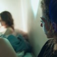 Octobre 2018. Mat et ses ami.es organisent un atelier d’auto-gynécologie dans leur squat à Nantes. C’est l’occasion pour Pauline de faire un portrait de cette jeune femme.
Pauline Penichout / La Fémis – Marion Durin / 26min / 2019
https://vimeo.com/399187986
 
